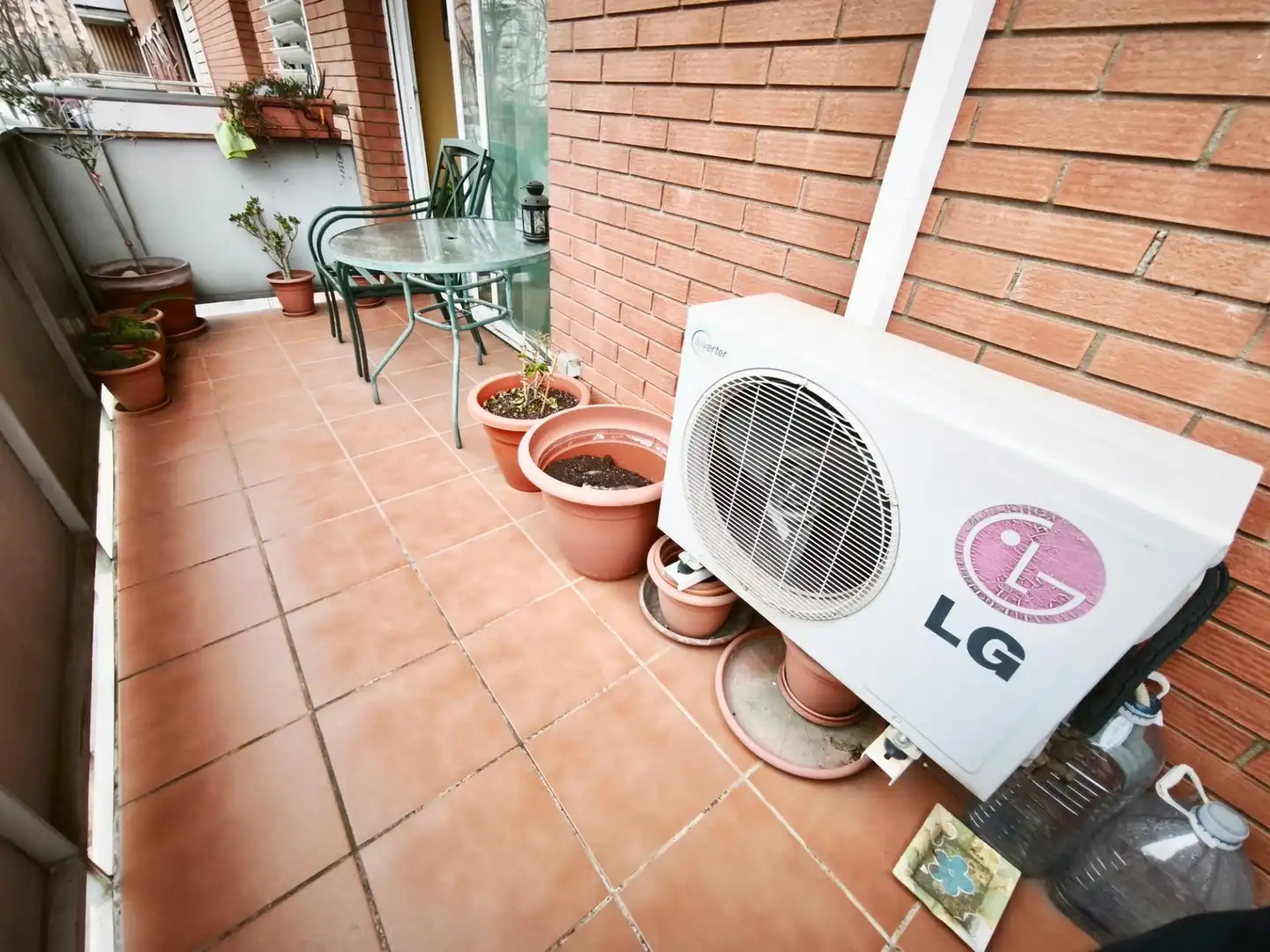 Balcony of Flat for sale in Sabadell  with Air Conditioner, Heating and Parquet flooring
