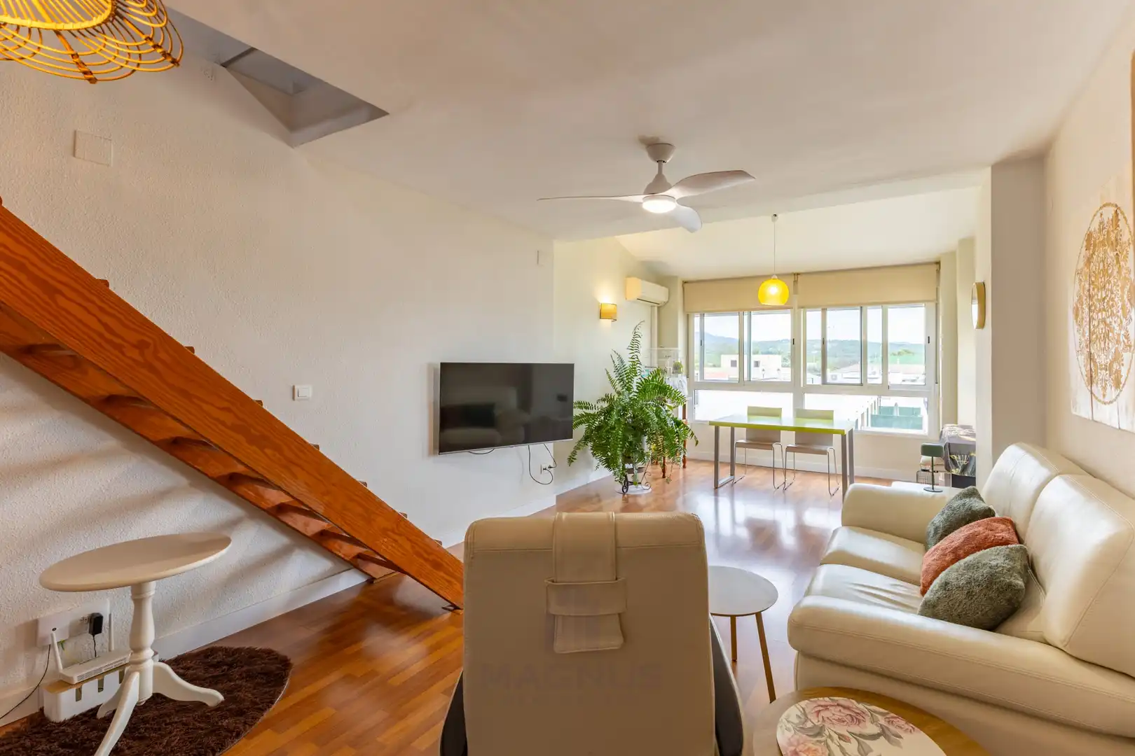 Sala d'estar de Apartament en venda en Serra, Valencia