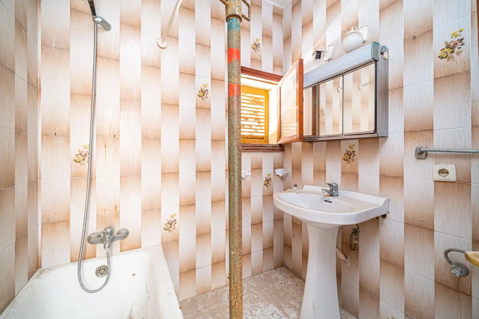 Badezimmer von Residential zum Verkauf in Capdepera