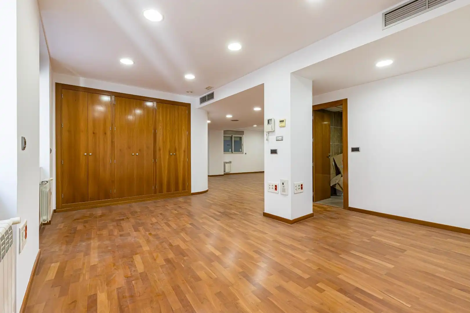 Flat for sale in Murcia  with Air Conditioner and Heating