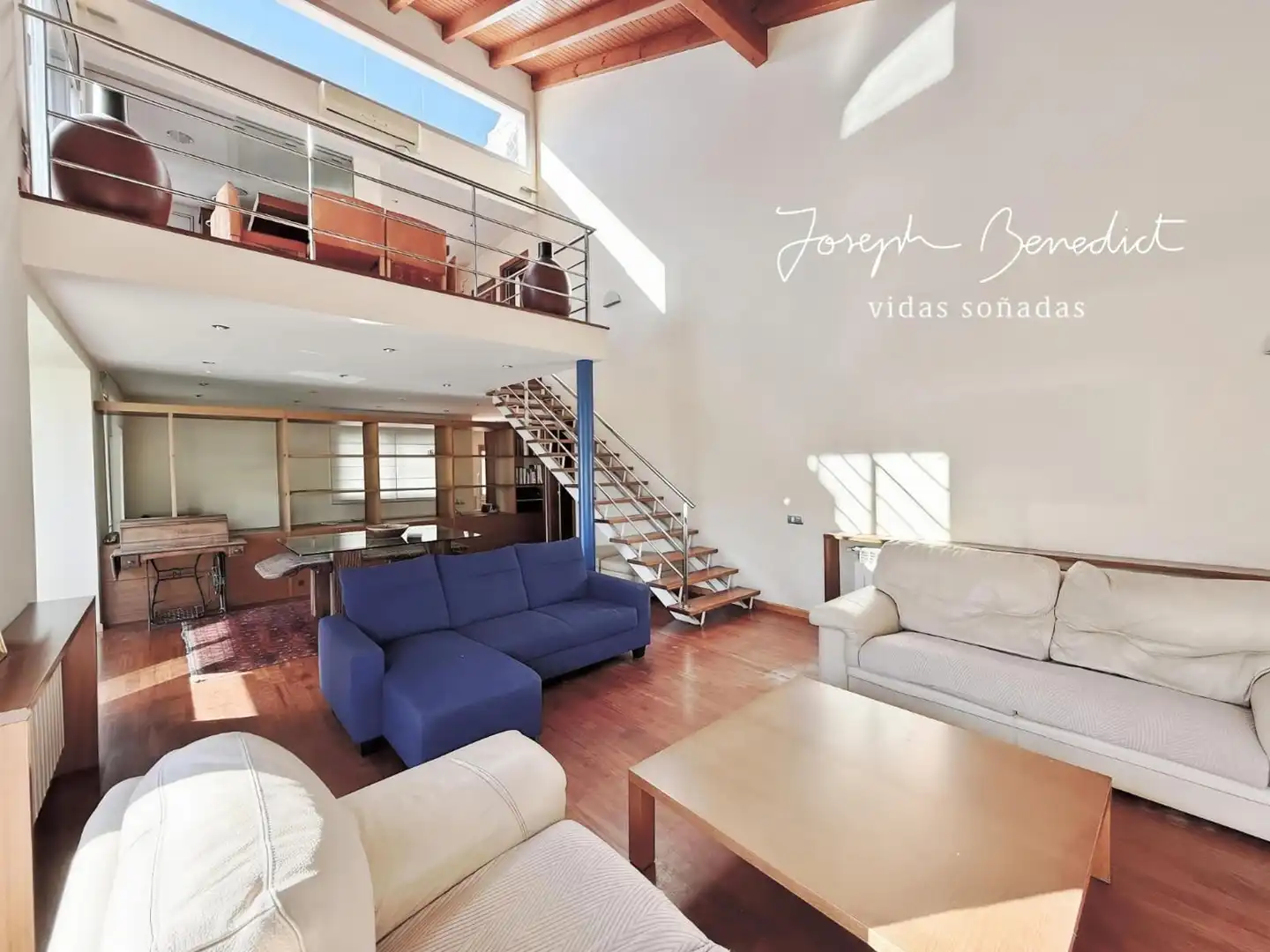Sala de estar de Casa o chalet en venta en Castelldefels con Aire acondicionado, Calefacción y Jardín privado