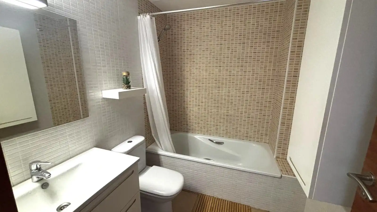Baño de Piso en venta en Maçanet de la Selva