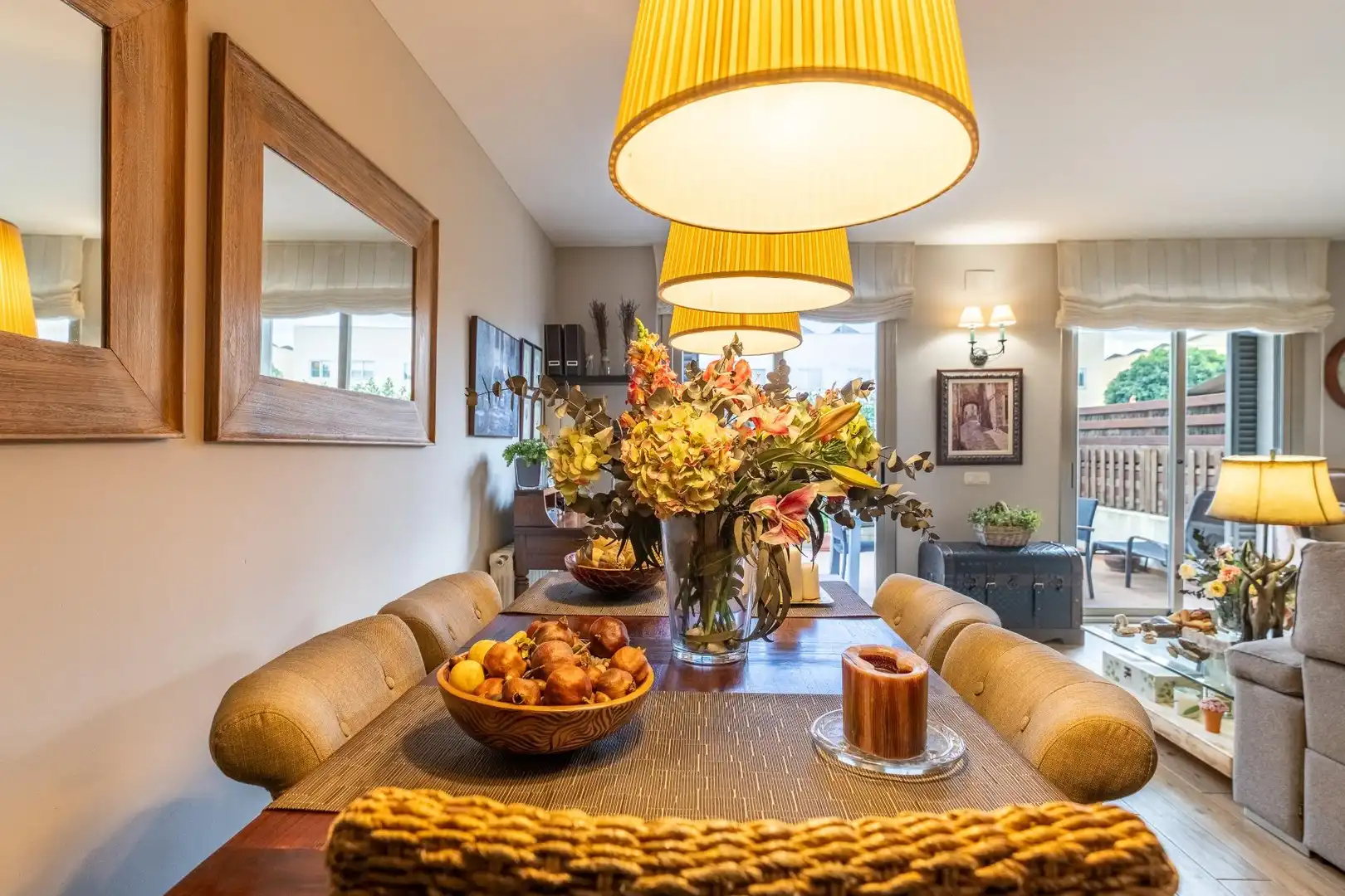 Comedor de Casa adosada en venta en Montbrió del Camp con Aire acondicionado, Calefacción y Jardín privado