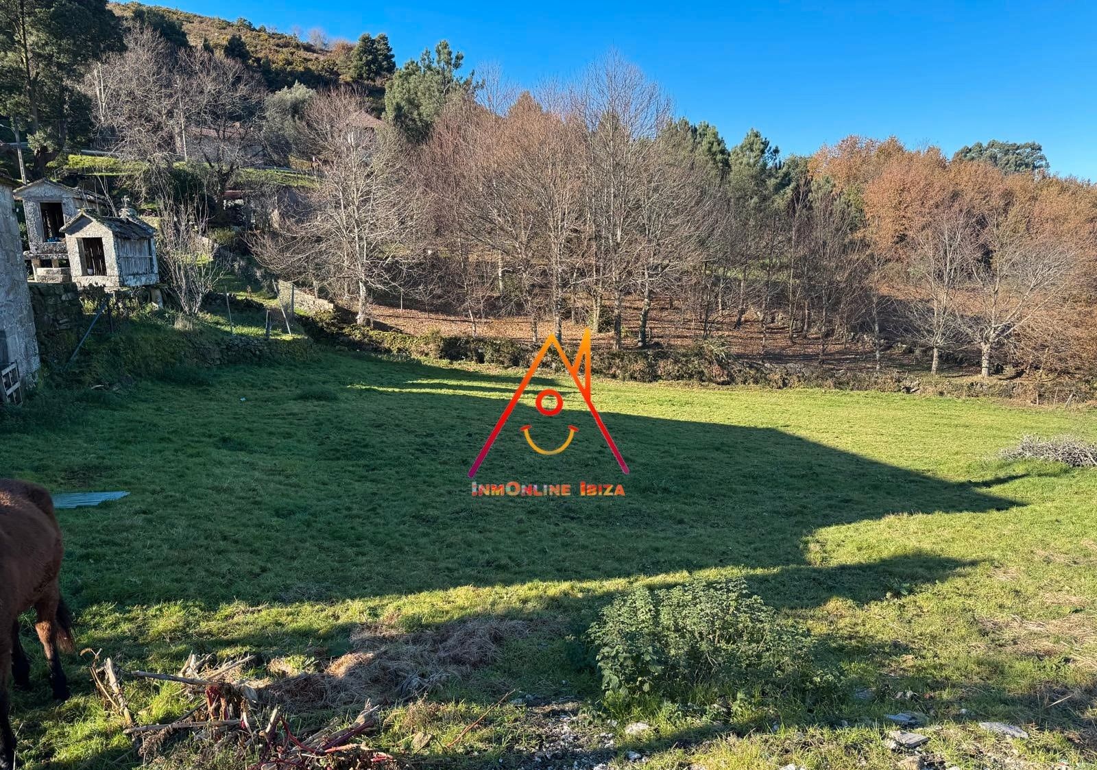 Finca rústica en venda en Fornelos de Montes amb Jardí privat, Moblat i Forn