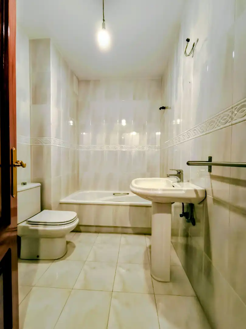 Piso en venta en Avenida Arteixo, 135, Os Mallos