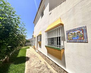 Vista exterior de Casa adosada en venda en Torrox amb Terrassa, Traster i Piscina