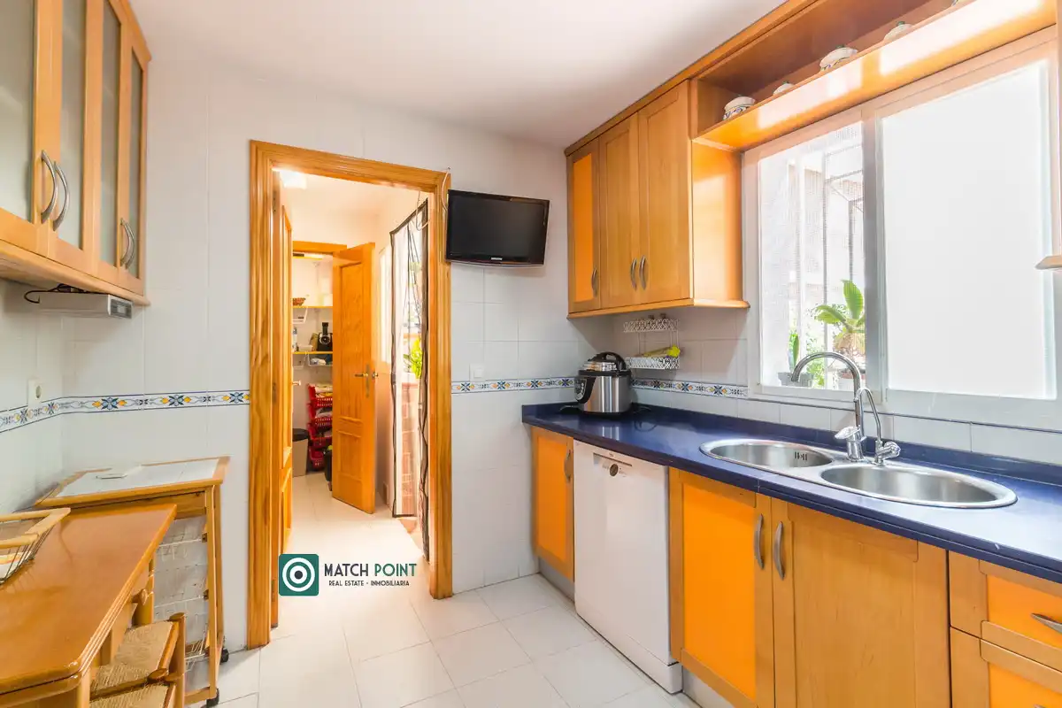 Kitchen of Detached homes for sale in Almuñécar