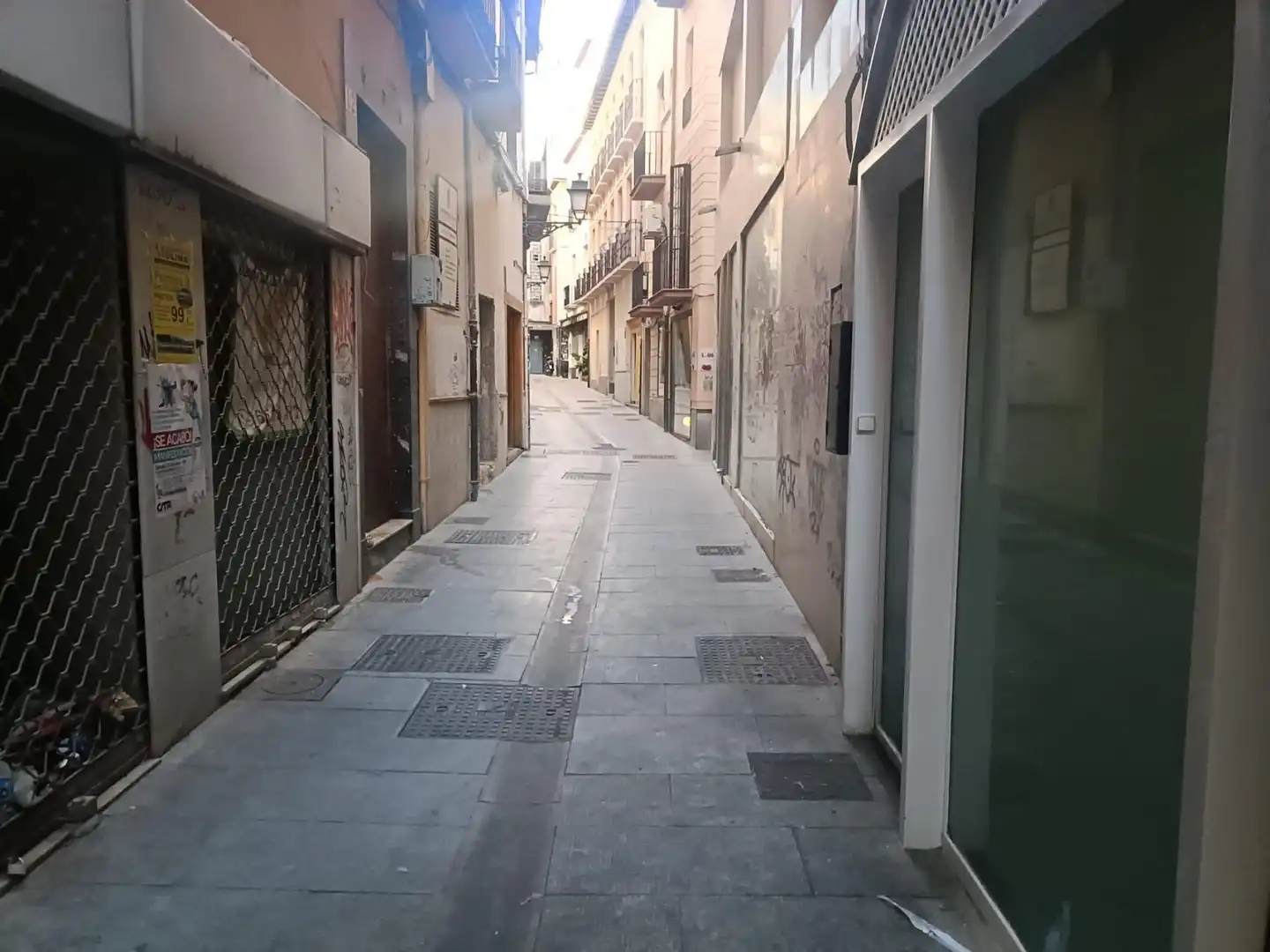 Vista exterior de Piso de alquiler en Granada con Calefacción y Amueblado