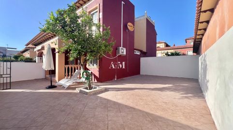 Foto 3 de Casa adosada de lloguer a Zona Carrefour - Urbanizaciones, Torrevieja