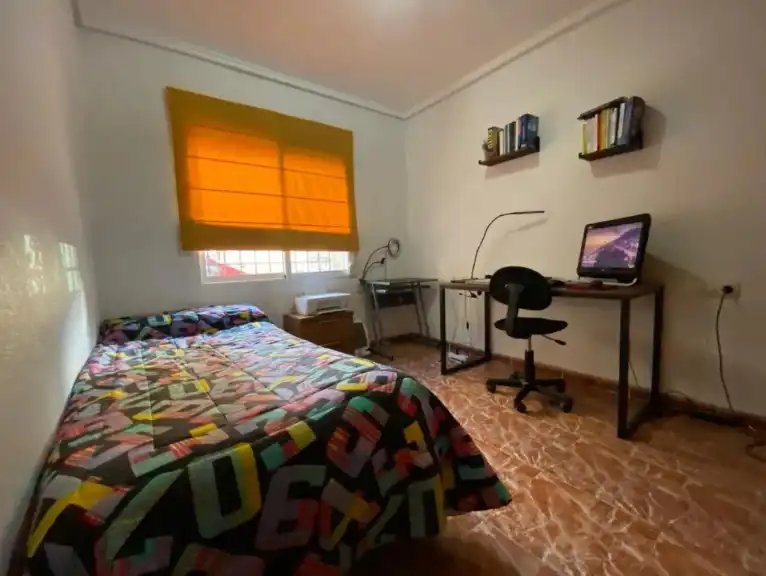 Ground floor for rent in El Cabanyal - El Canyamelar