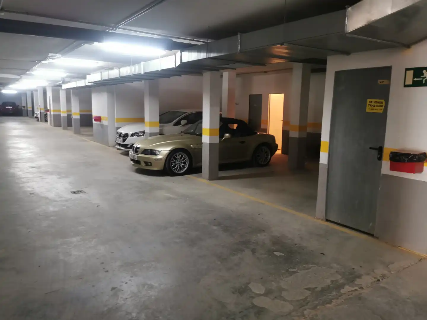 Parking of Garage for rent in La Carlota