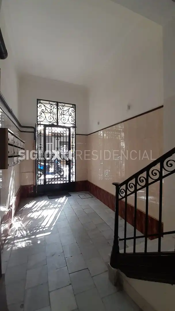 Piso en venta en Barcelona con Aire acondicionado, Calefacción y Balcón
