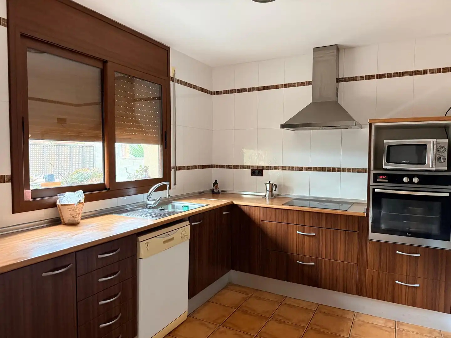 Detached house with garden for sale in Olivella, imagen 7