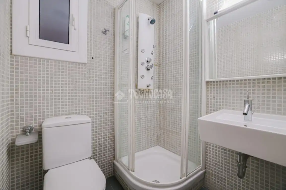 Baño de Piso en venta en Barcelona con Aire acondicionado, Parquet y Balcón