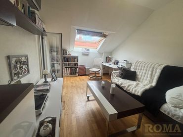 Appartement compact avec piscine à vendre à NUEVA