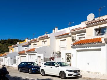 Adosado con balcón en venta en Castillo Sohail - Myramar