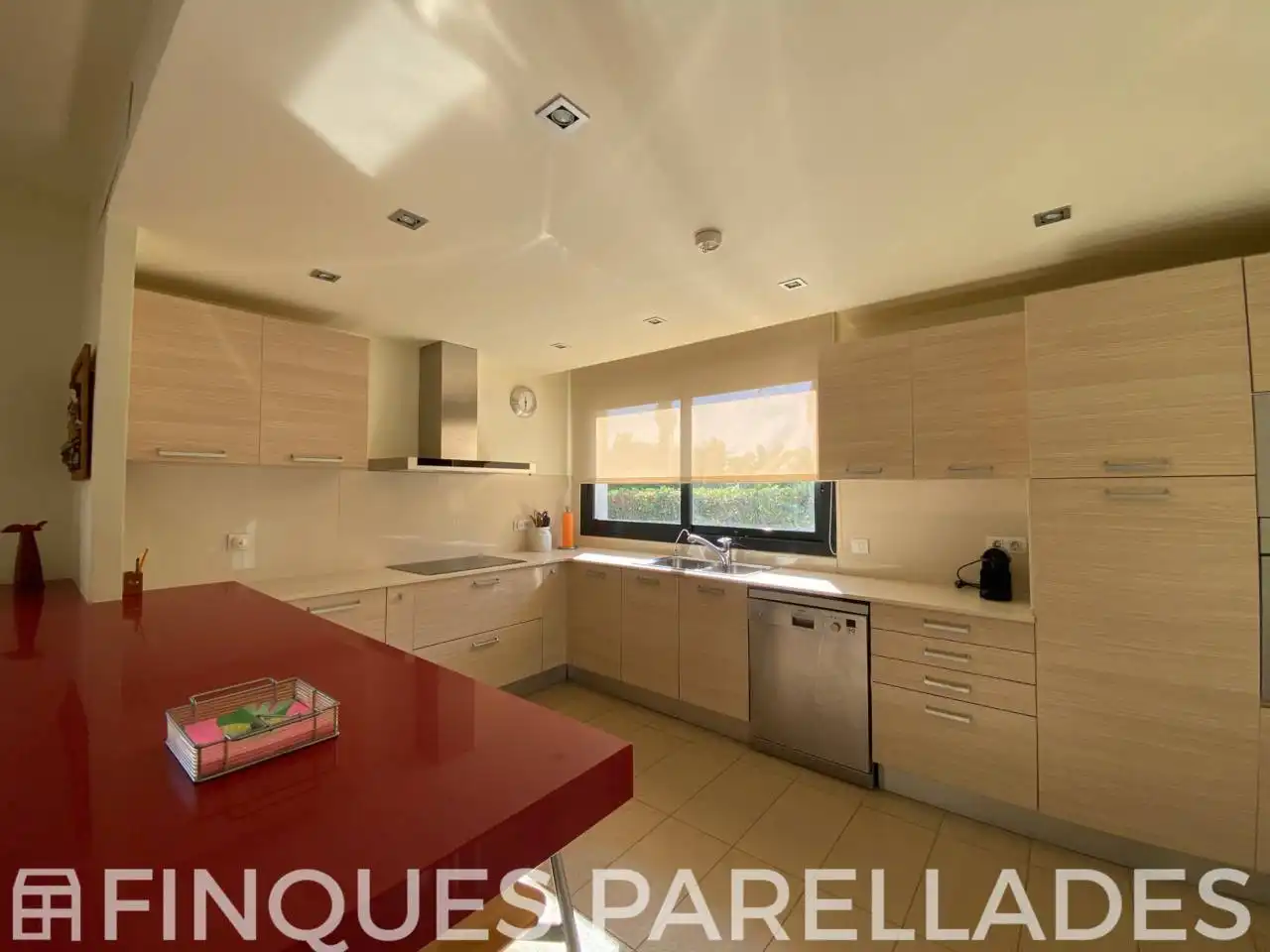 Cocina de Casa o chalet en venta en Sitges con Aire acondicionado, Calefacción y Jardín privado