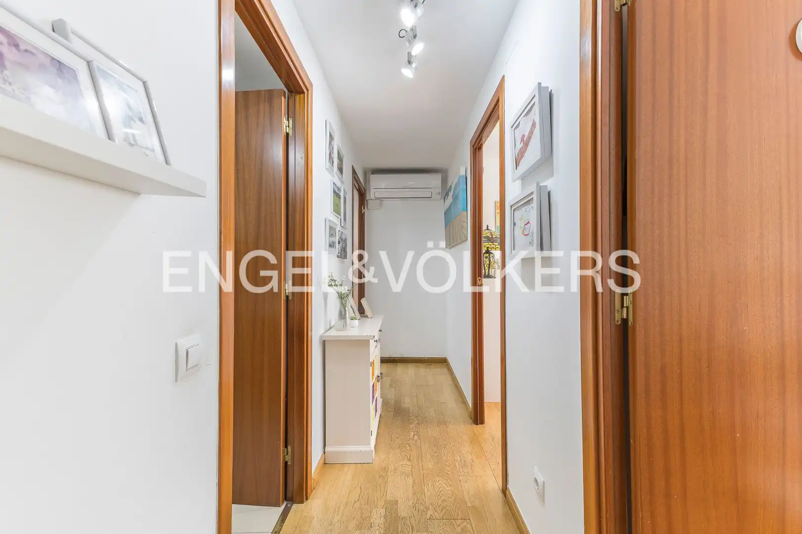 Flat for rent in Sant Feliu de Llobregat  with Heating, Furnished and Balcony