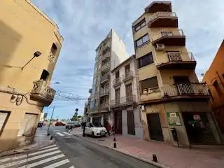 Vista exterior de Piso en venta en Burriana / Borriana con Balcón