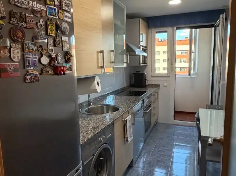 Kitchen of Flat for sale in Miranda de Ebro  with Balcony