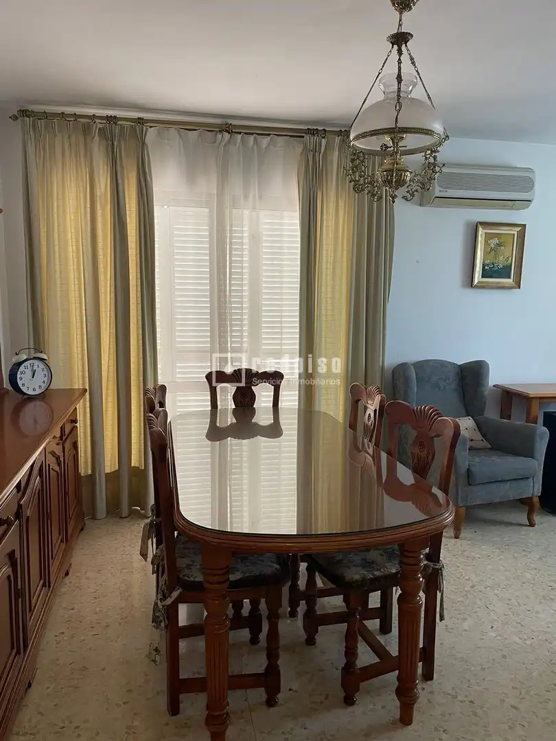 Piso en venta en El Cónsul - Ciudad Universitaria - El Romeral