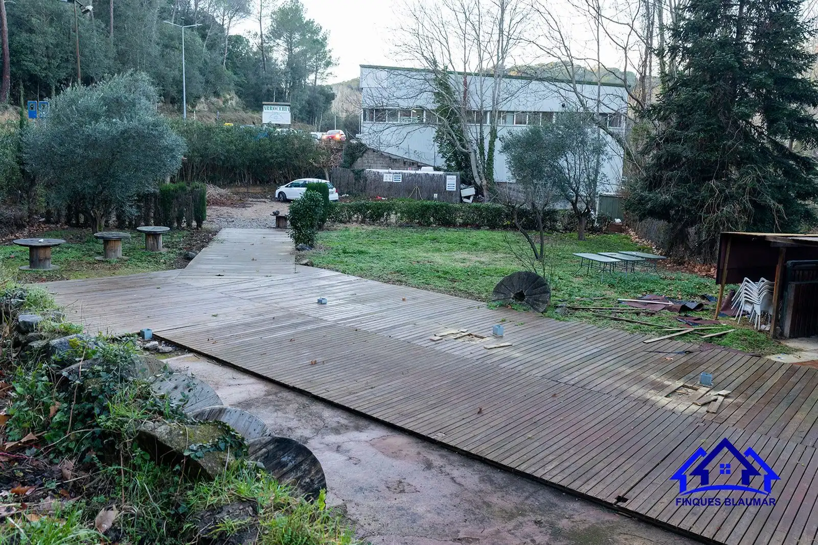 Garten von Geschaftsraum zur Miete in Sant Iscle de Vallalta mit Klimaanlage und Terrasse