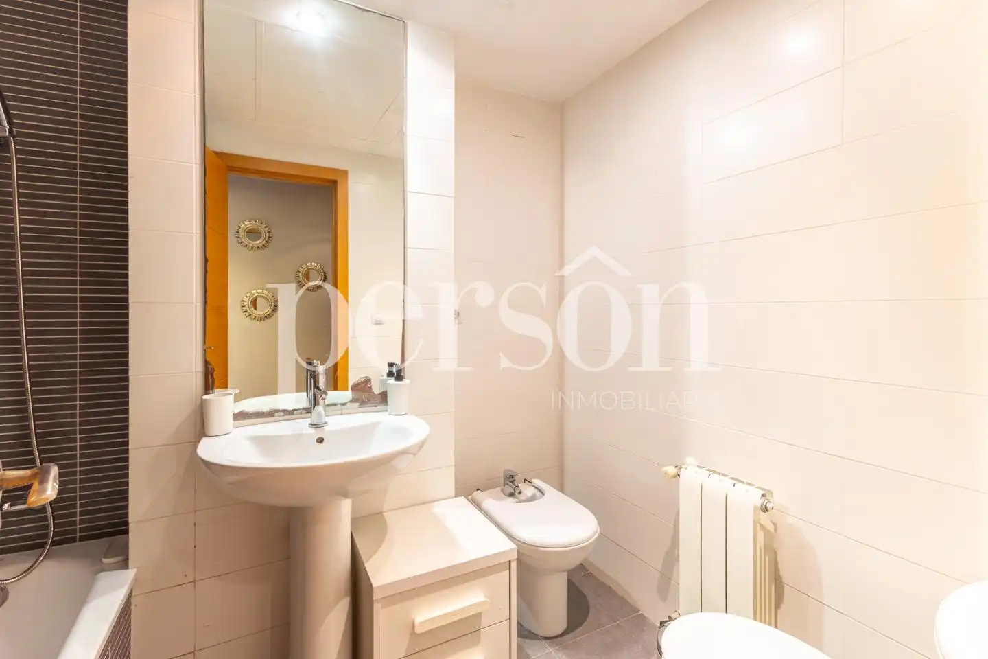 Baño de Ático de alquiler en Valencia con Aire acondicionado, Terraza y Amueblado