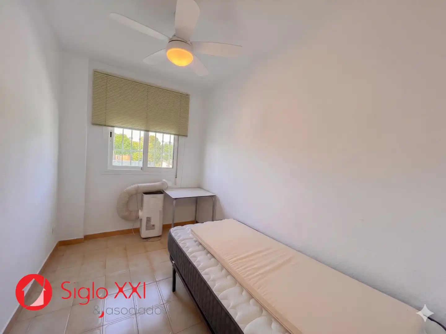 Schlafzimmer von Einfamilien-Reihenhaus zum Verkauf in Castellón de la Plana / Castelló de la Plana mit Klimaanlage, Heizung und Terrasse
