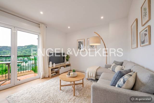 Piso en Venta en Aizkorri Kalea en Antiguo