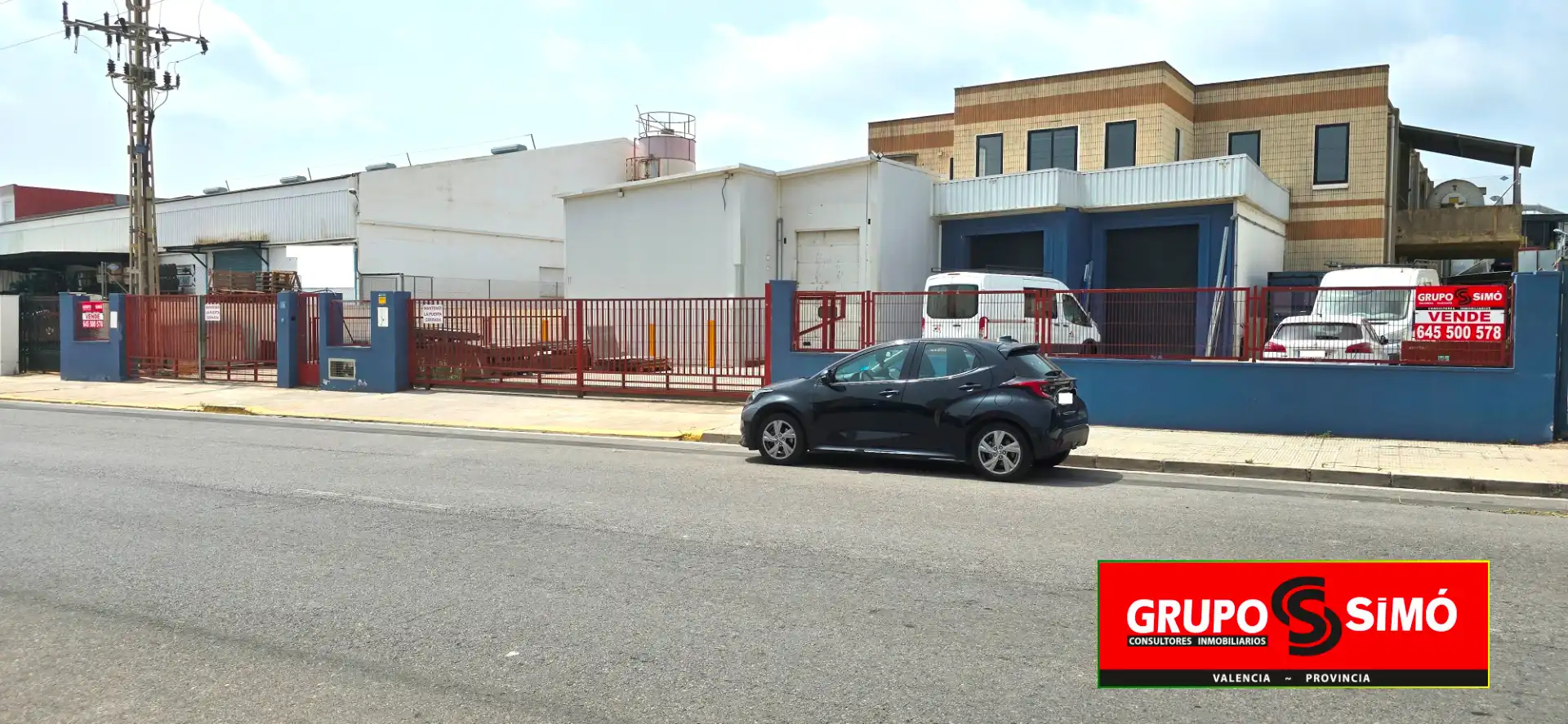 Vista exterior de Nave industrial en venta en Picassent