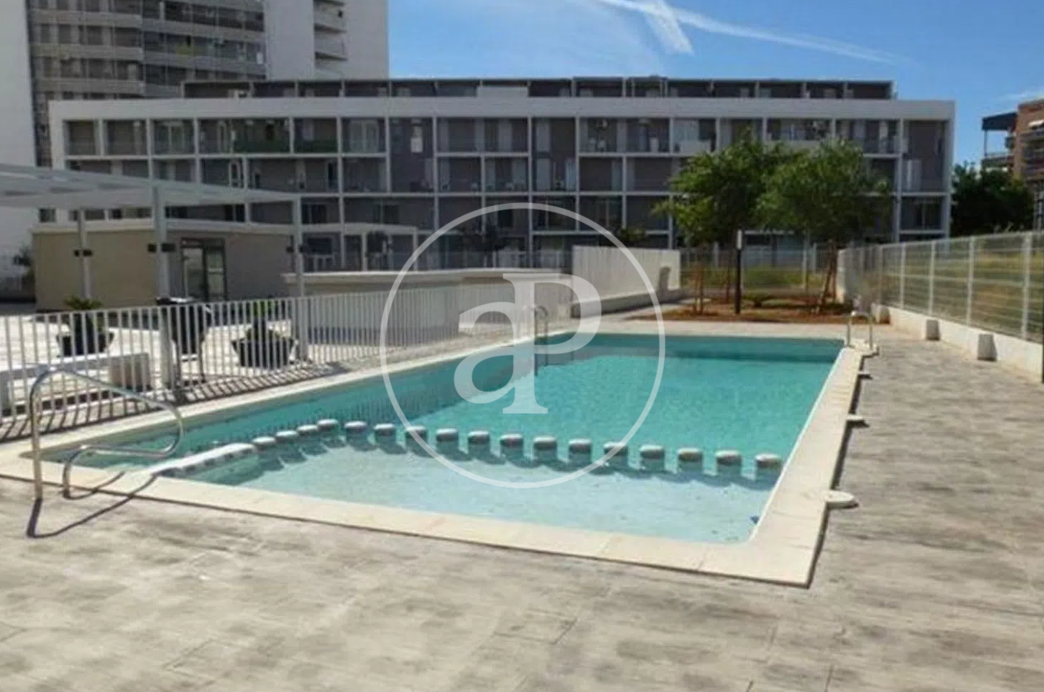 Swimming pool of Flat to rent in Torrent  with Air Conditioner, Heating and Private garden