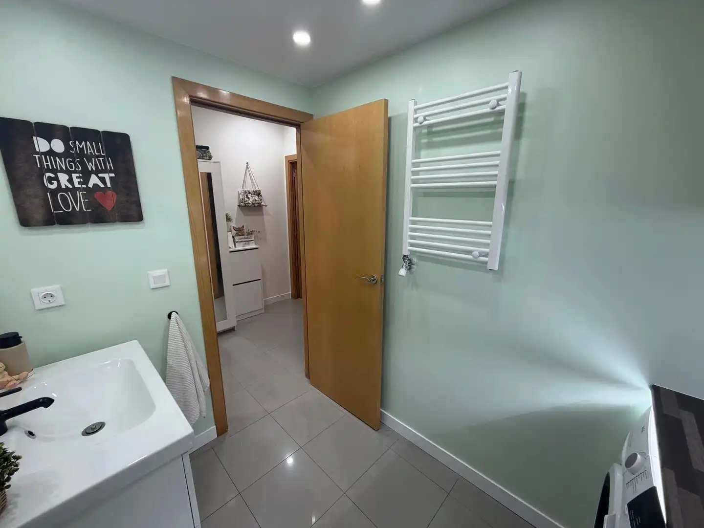 Baño de Piso en venta en Girona con Aire acondicionado, Jardín privado y Terraza