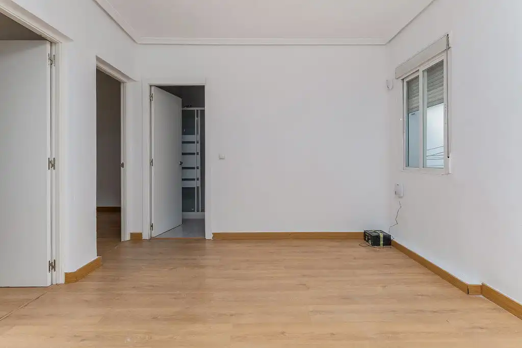 Piso en venta en C/ Albino Hernández Lázaro