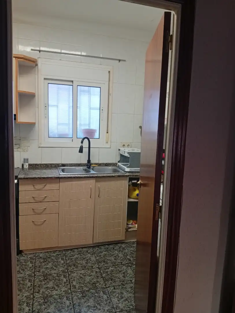 Kitchen of Flat for rent in Tarragona  with Storage room, Furnished and Oven