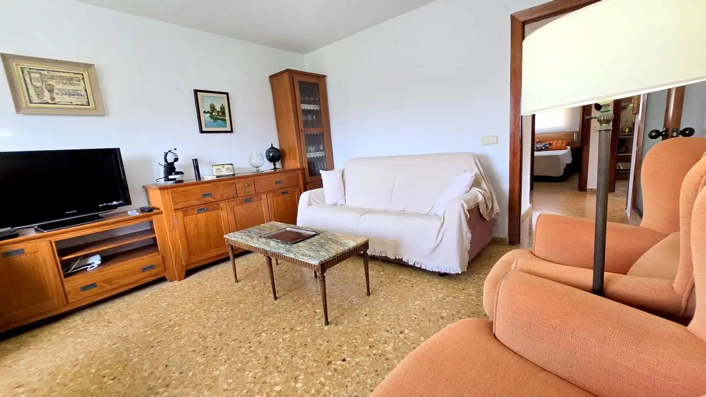 Sala de estar de Apartamento en venta en Gandia con Aire acondicionado, Terraza y Amueblado