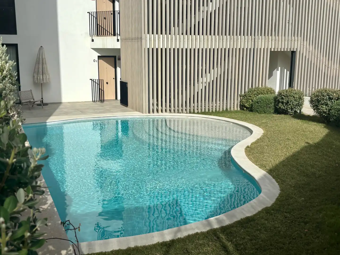 Piscina de Pis en venda en Santa Eulària des Riu amb Aire condicionat, Calefacció i Terrassa
