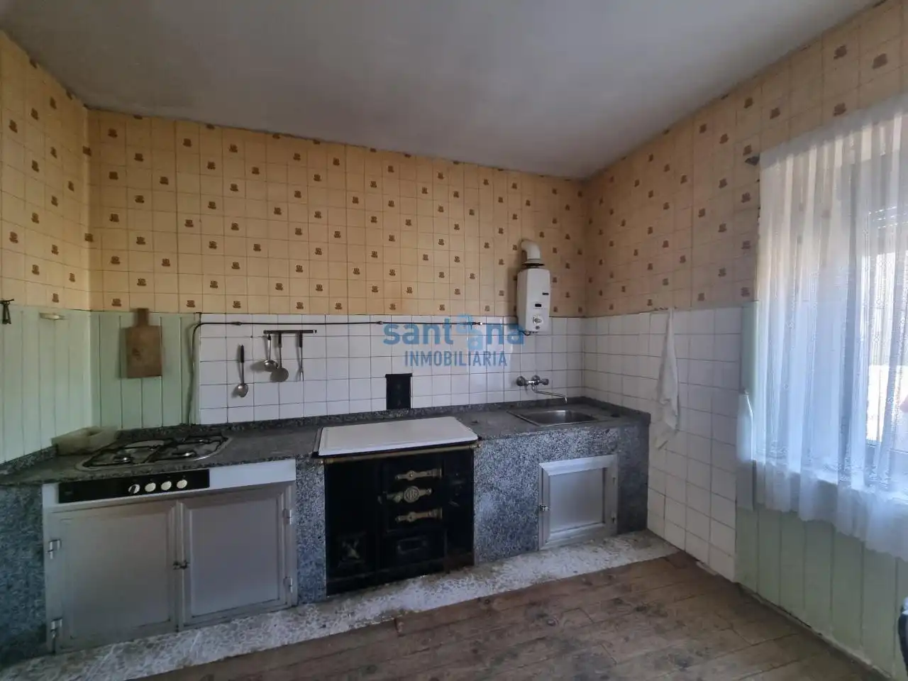 Cocina de Casa o chalet en venta en Benavides con Calefacción, Jardín privado y Trastero