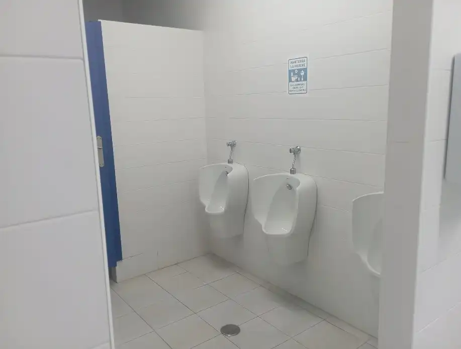 Bathroom of Industrial buildings for sale in Culleredo  with Heating