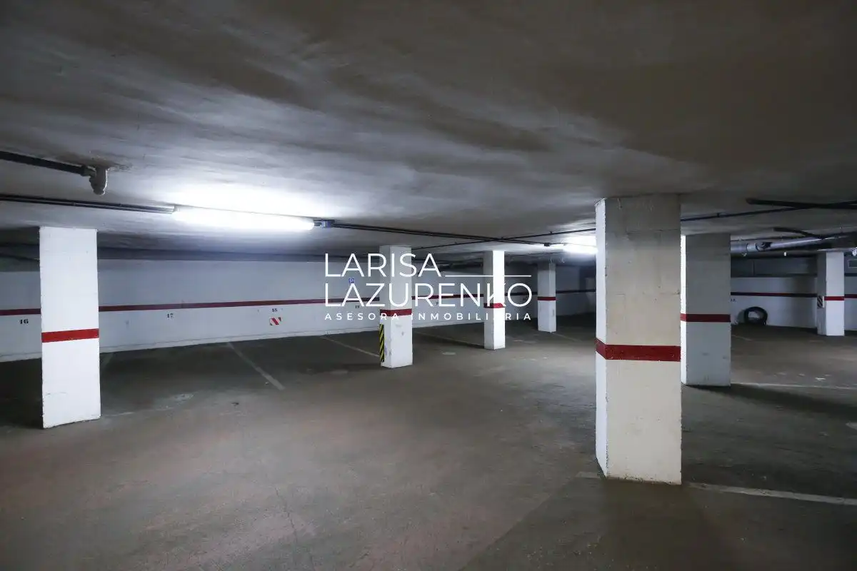 Aparcament de Apartament en venda en Salou amb Terrassa