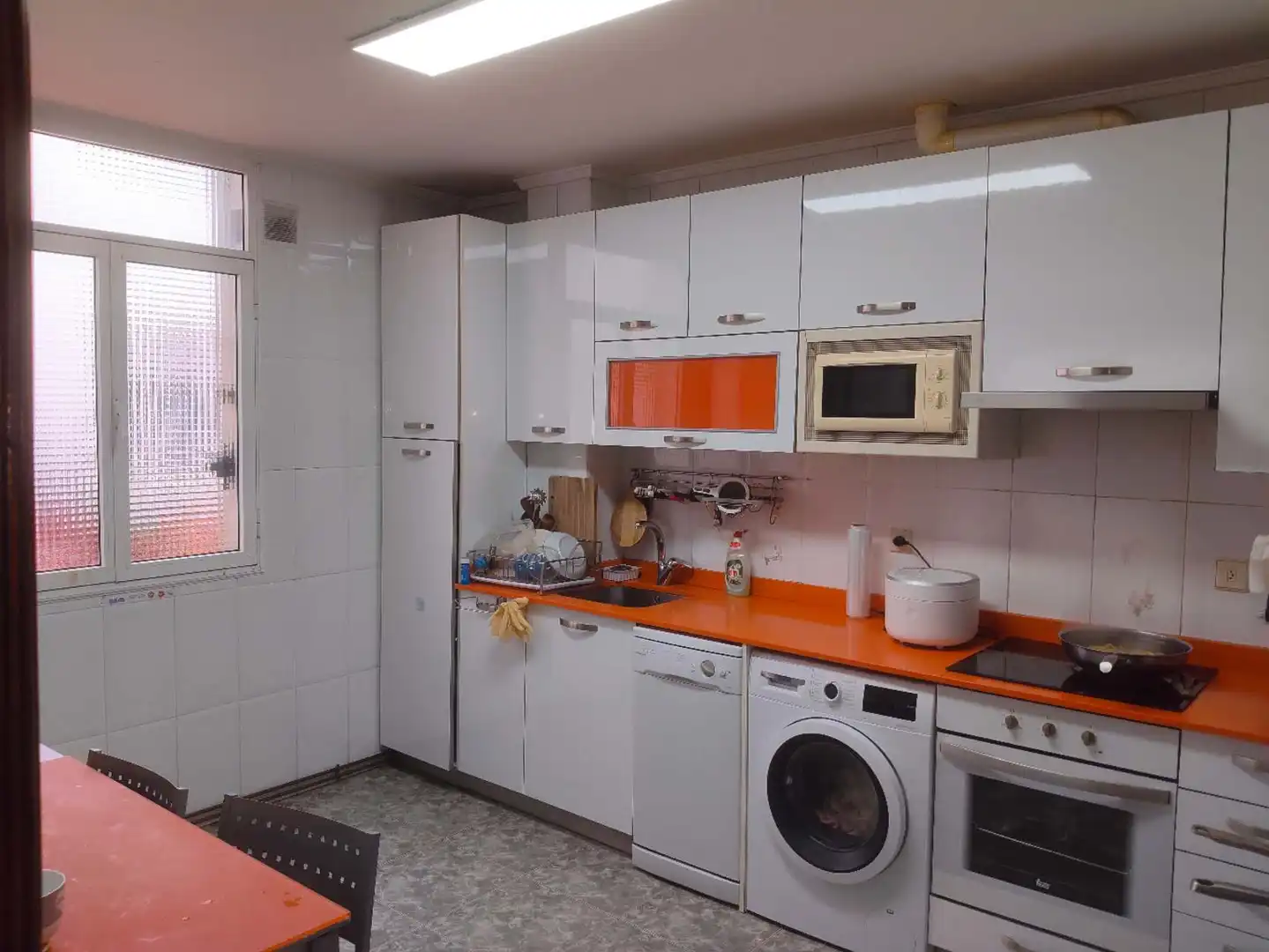 Cocina de Piso en venta en Bilbao  con Calefacción, Amueblado y Horno