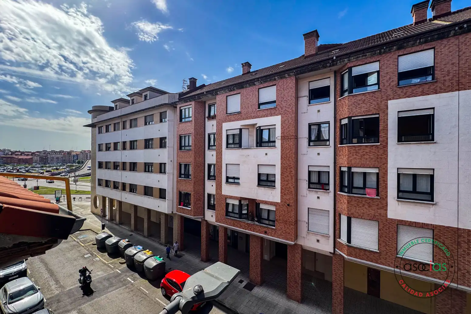 Außenansicht von Wohnung zum Verkauf in Gijón  mit Heizung