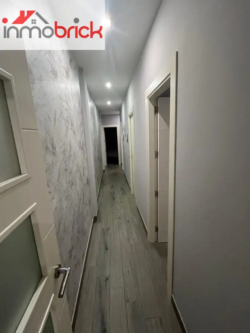 Piso en venta en Lucena con Aire acondicionado