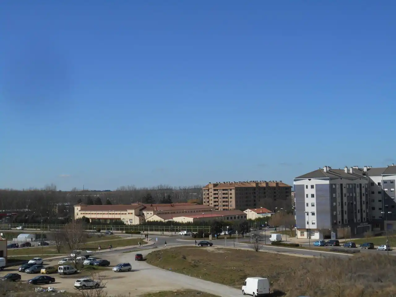 Vista exterior de Pis de lloguer en Burgos amb Calefacció i Moblat