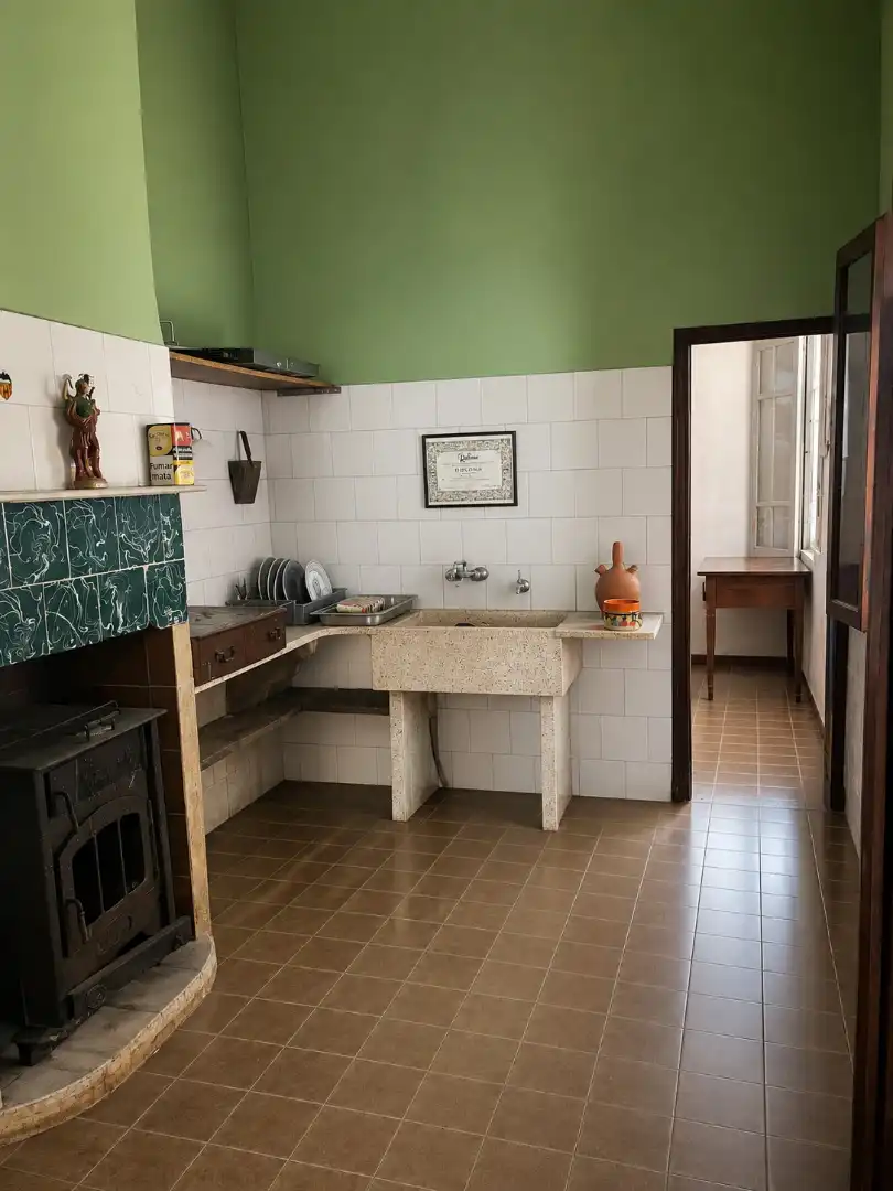 Küche von Einfamilien-Reihenhaus zum Verkauf in Valencia mit Klimaanlage, Terrasse und Abstellraum