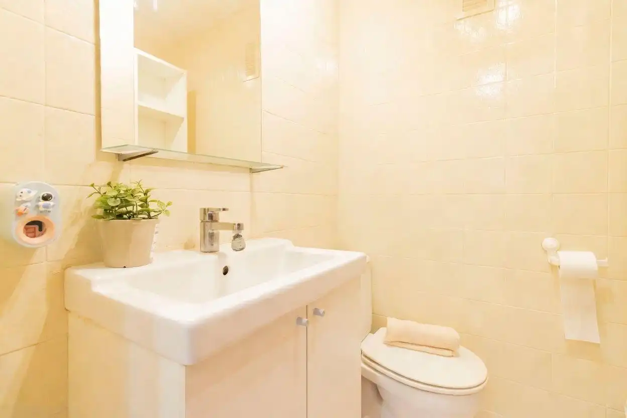 Baño de Piso en venta en Valencia con Aire acondicionado, Trastero y Balcón