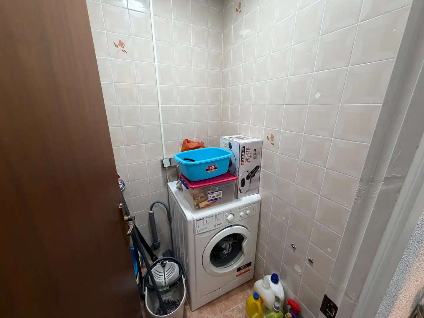 Bathroom of Flat for sale in Olot  with Balcony