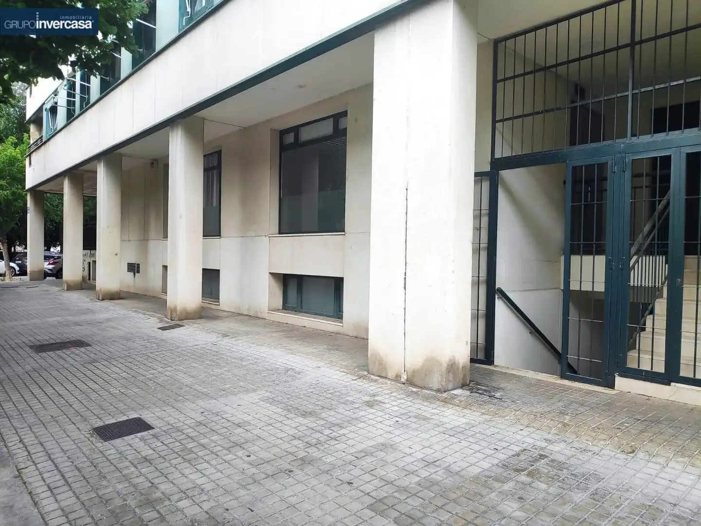 Exterior view of Commercial properties for sale in Valencia