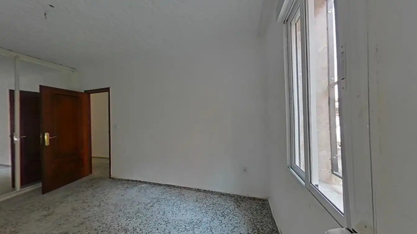Flat for sale in Valencia