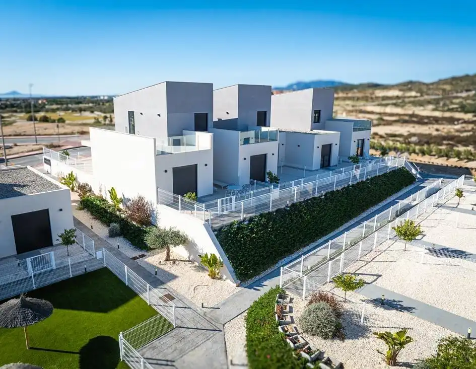 Vista exterior de Casa adosada en venta en Murcia con Aire acondicionado, Calefacción y Jardín privado