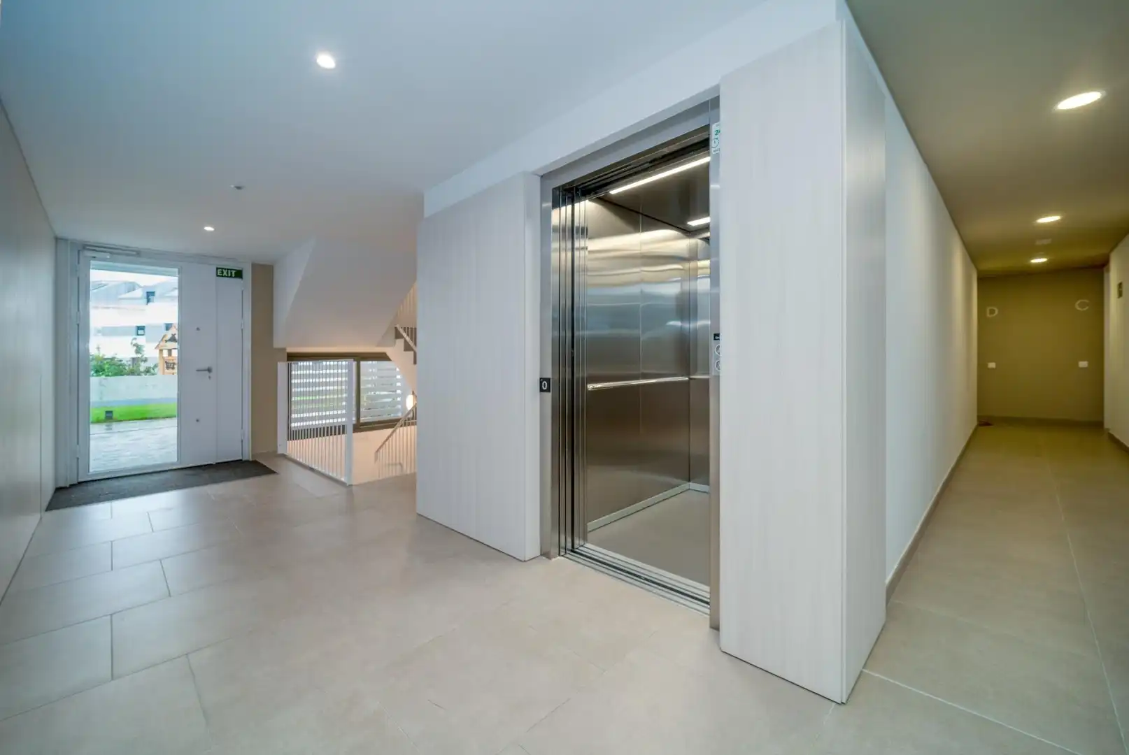 Flat with pool to rent in Cobeña, imagen 19